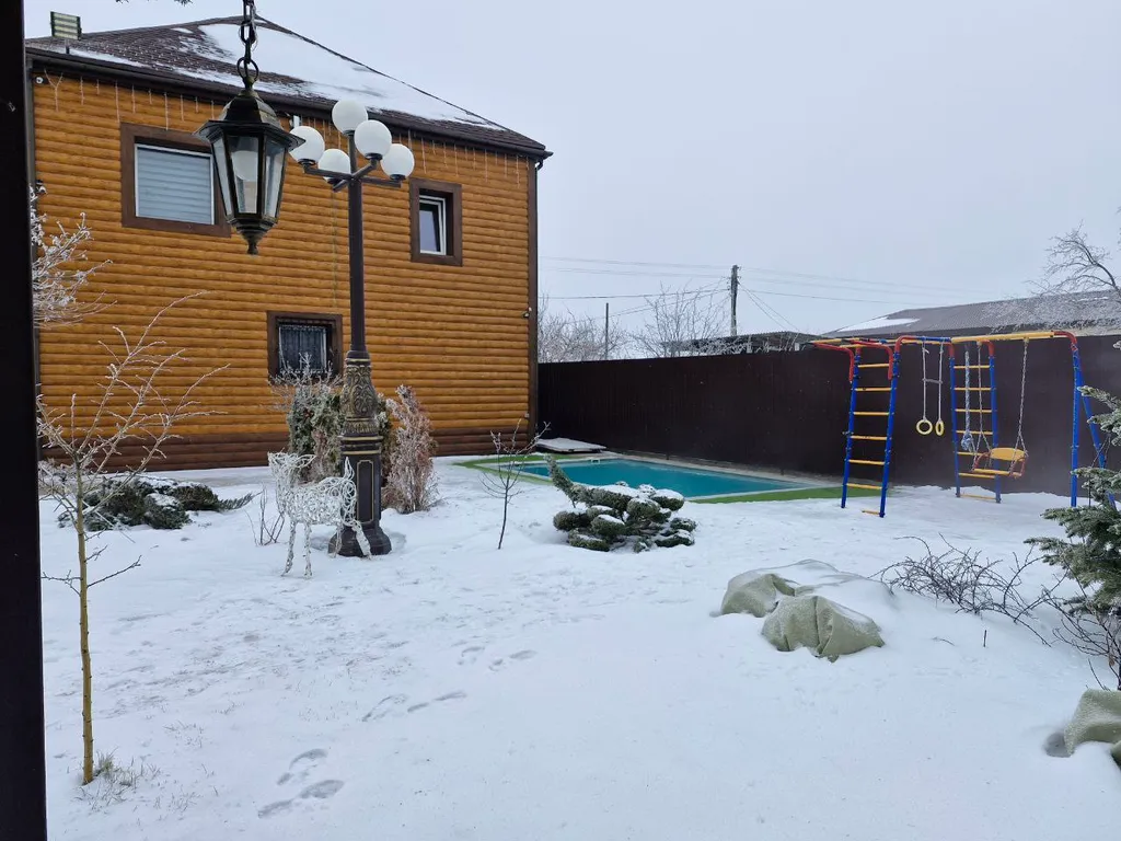 Дом посуточно с бассейном