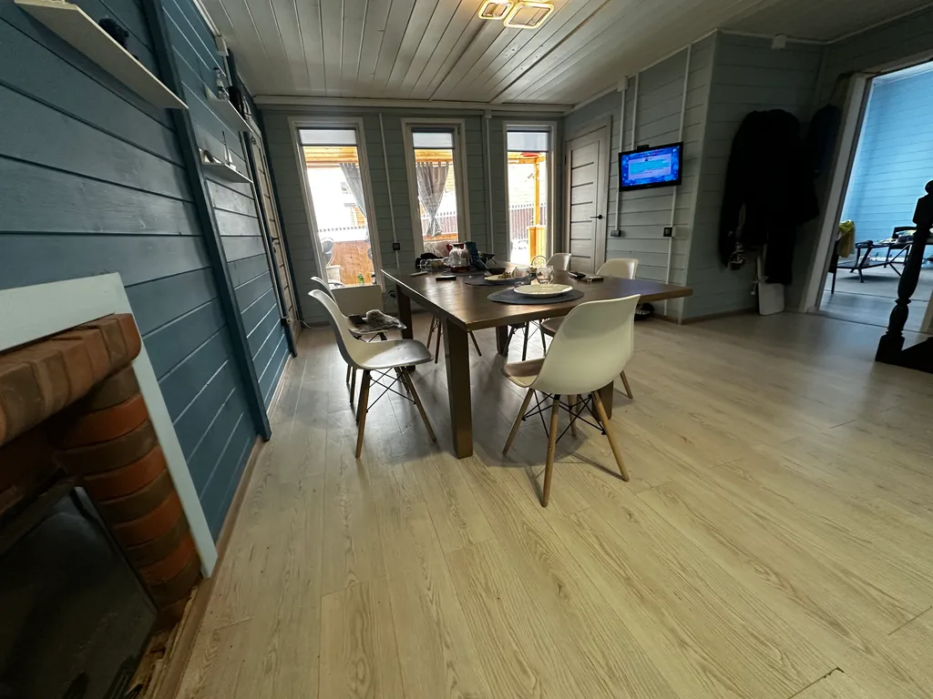 Коттедж с видом на Горьковское море