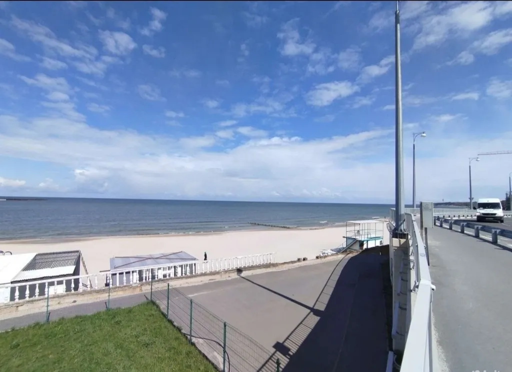 Уютная квартира в тихом районе на побережье