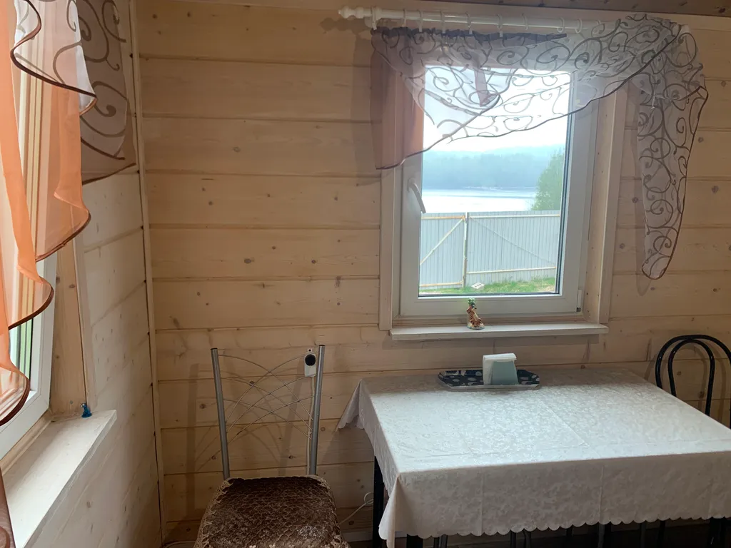 Дом у озера