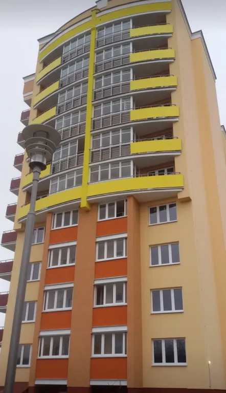 Центр города, уютная квартира в новом доме, лифт, парковочное место.