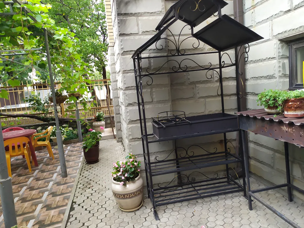 Коттедж Дом утопающий в зелени и очень уютный — Геленджик