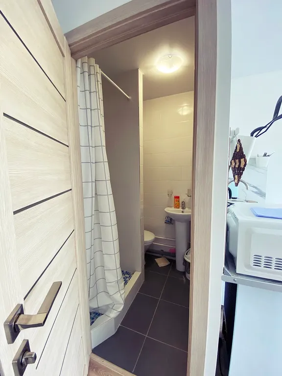 Уютная квартира-студия 1 с дизайнерским ремонтом