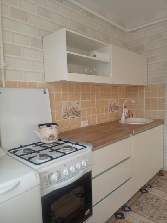 Ледовый дворец. Площадь герба и флага. Парк тысячелетия