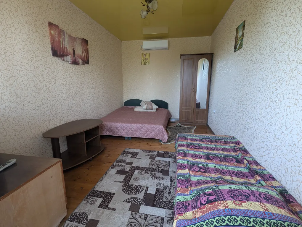 Дом двухэтажный в центре