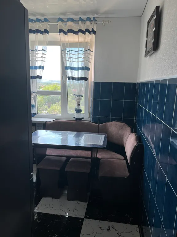 Уютная квартира в самом центре поселка