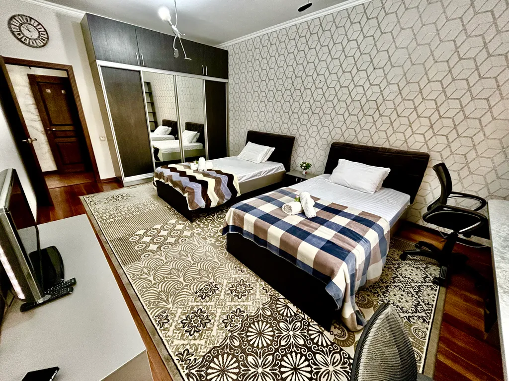 4-комнатная Квартира