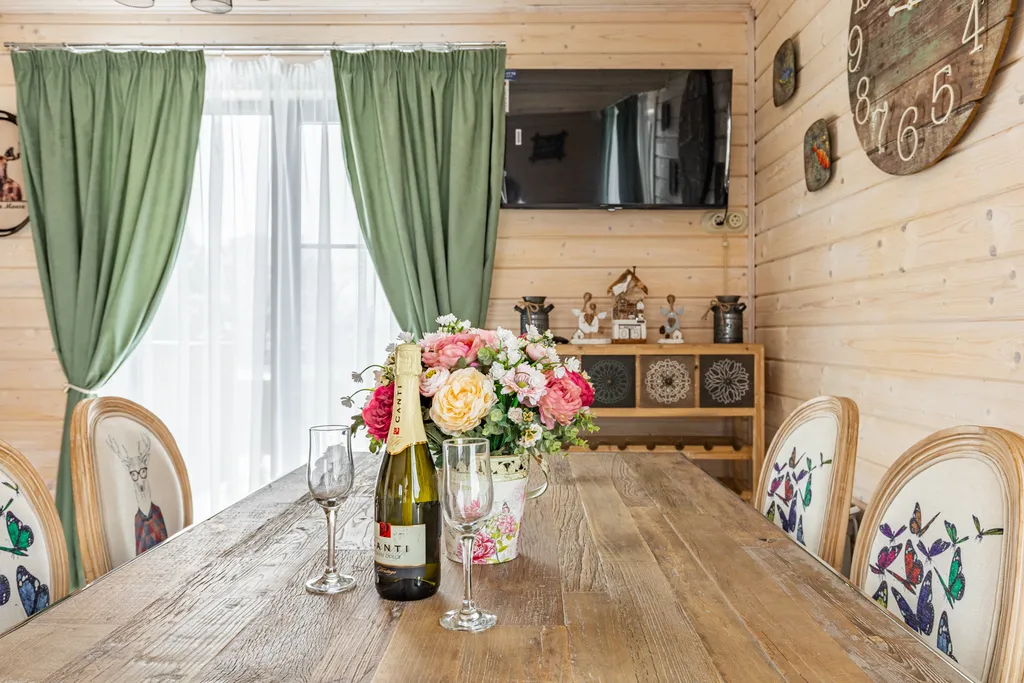 Частный дом с баней на дровах