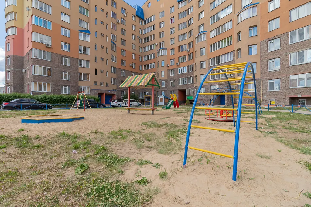 Хэппи Хаус Уютная 2-комнатная квартира в левобережье