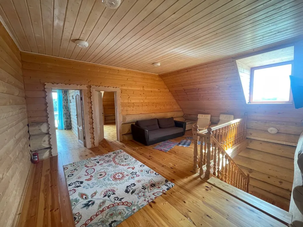 Дом из сибирского кедра с баней