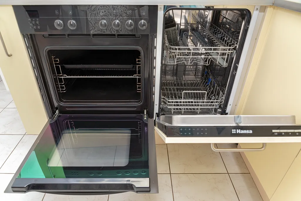 Великолепные апартаменты у озера с видом на лес