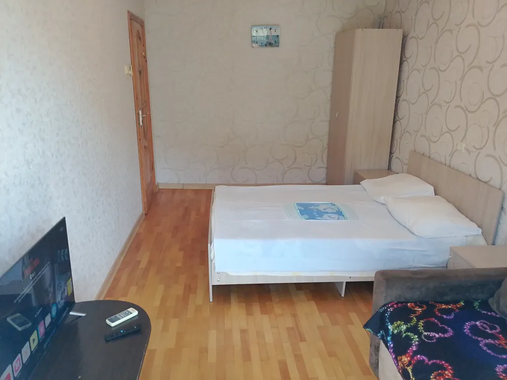 Квартира в центре курорта с дизайнерским ремонтом и открытым балконом