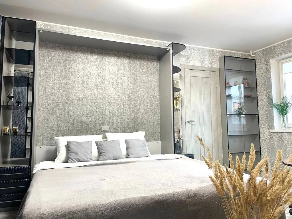 Поделам двушка рядом с ж/д вокзалом