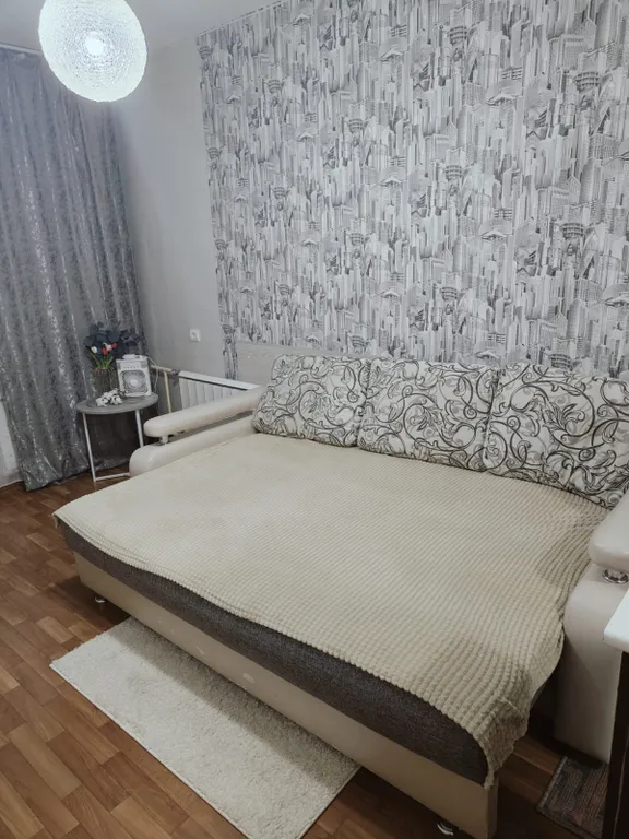 Квартира Апартаменты рядом с озером и открытым бассейном — Красноярск