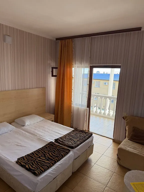 Квартира Комната — аренда посуточно в Лоо