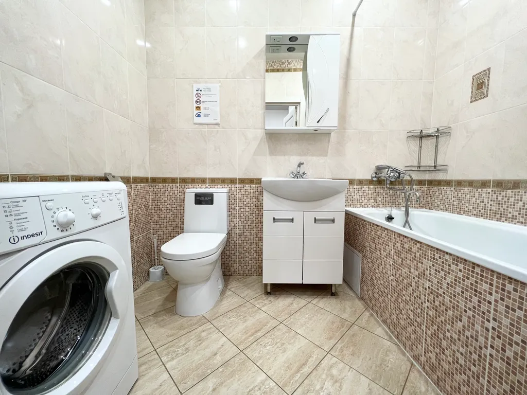 1-к квартира в новом доме возле Московской площади