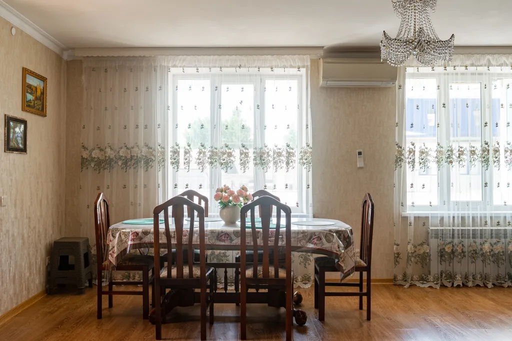 Квартира 3-комнатная Квартира — Махачкала