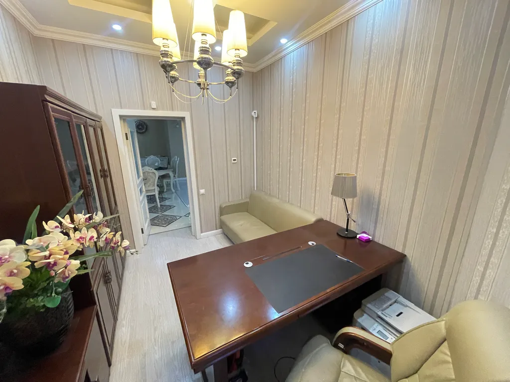 Уютный двухэтажный дом в Южно-Сахалинске в черте города