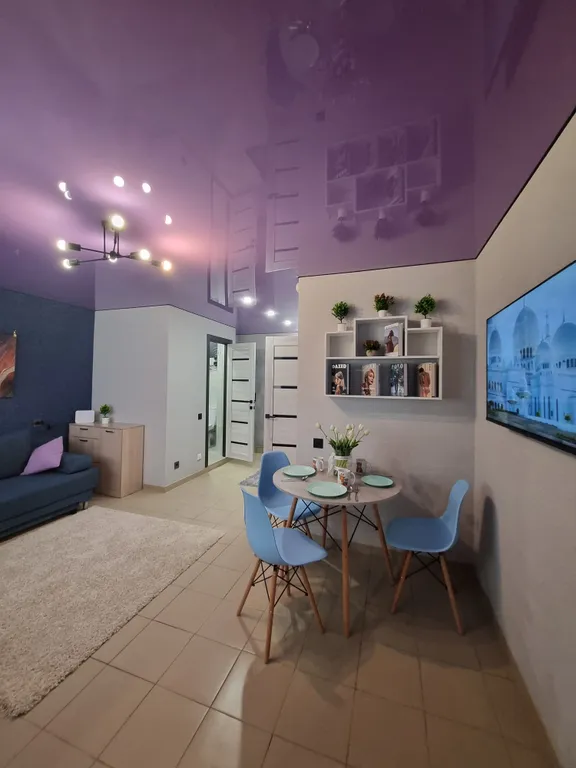 Квартира Шикарные апартаменты в центре Нефтяников, напротив Политеха — Омск