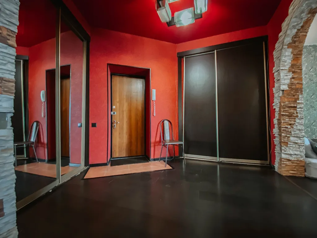 Двушка в центре с видом на Волгу