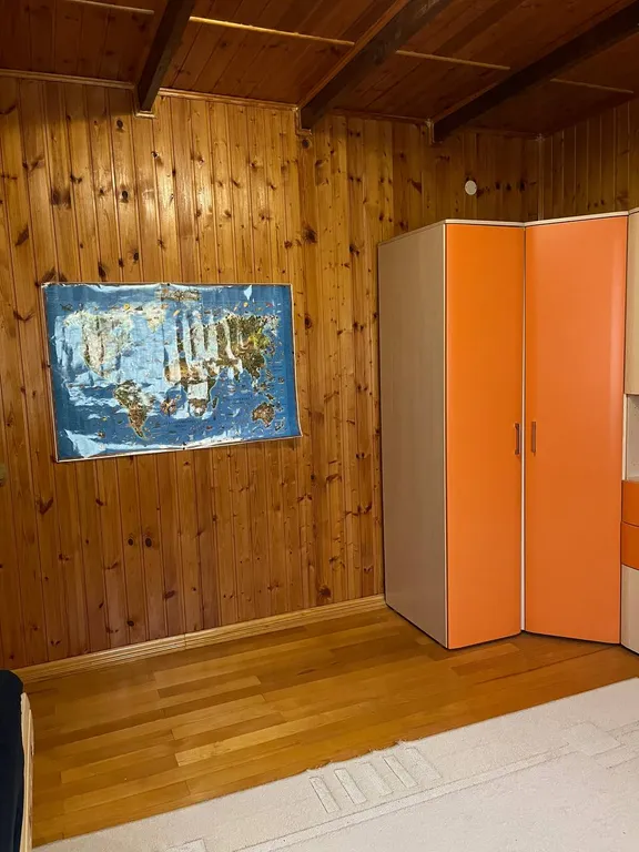 Большой уютный дом в центре