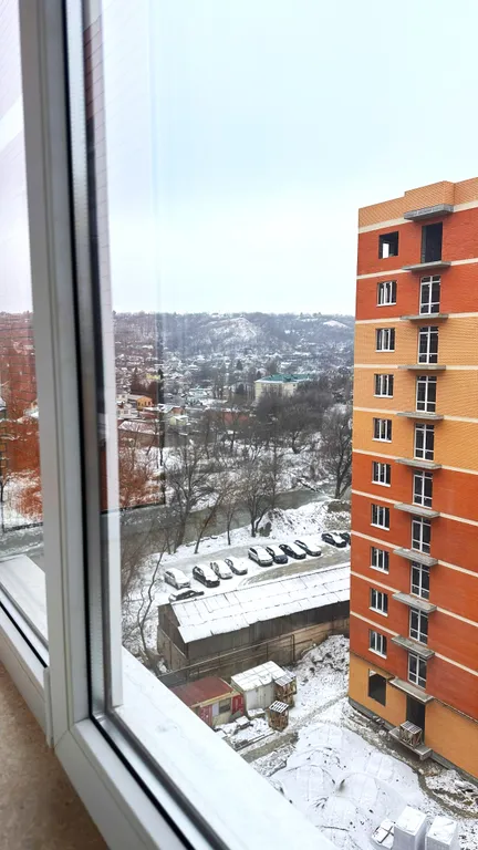 Квартира с видом на реку и горы