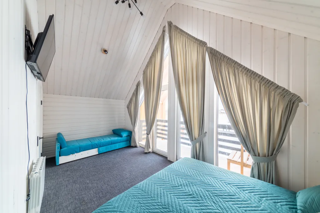 Дом у озера #2