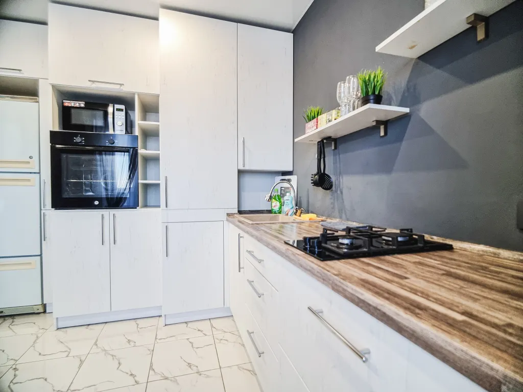 Новая квартира в 2-х минутах от центра Ортопедии