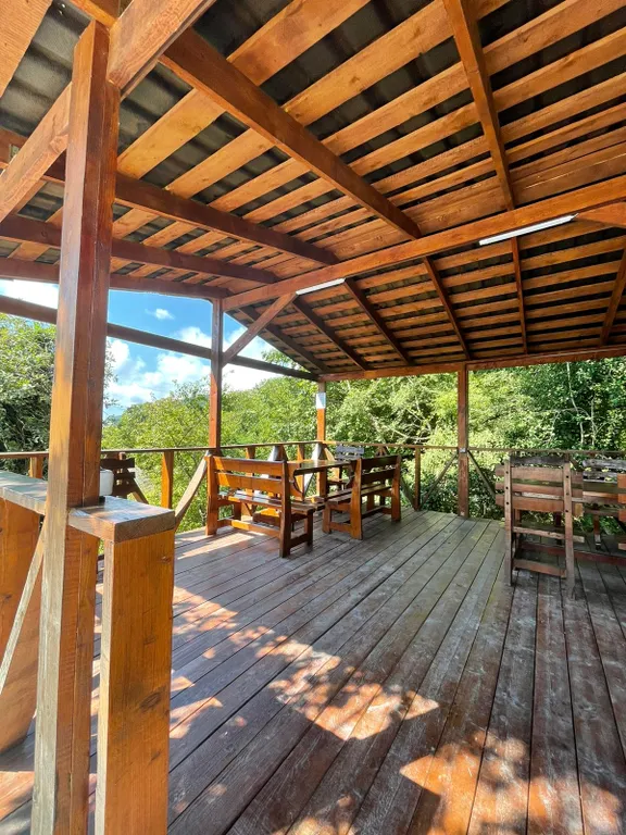 Кайфовый уголок у моря