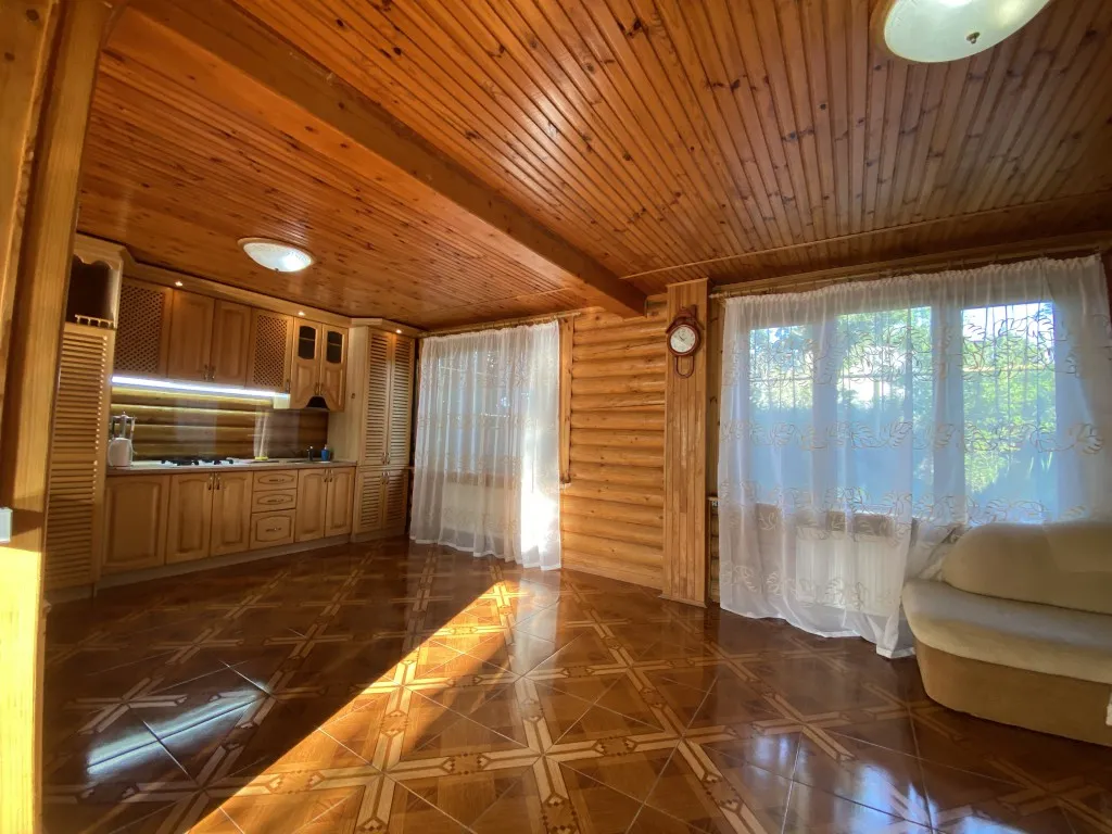 Сруб c бассейном и сауной