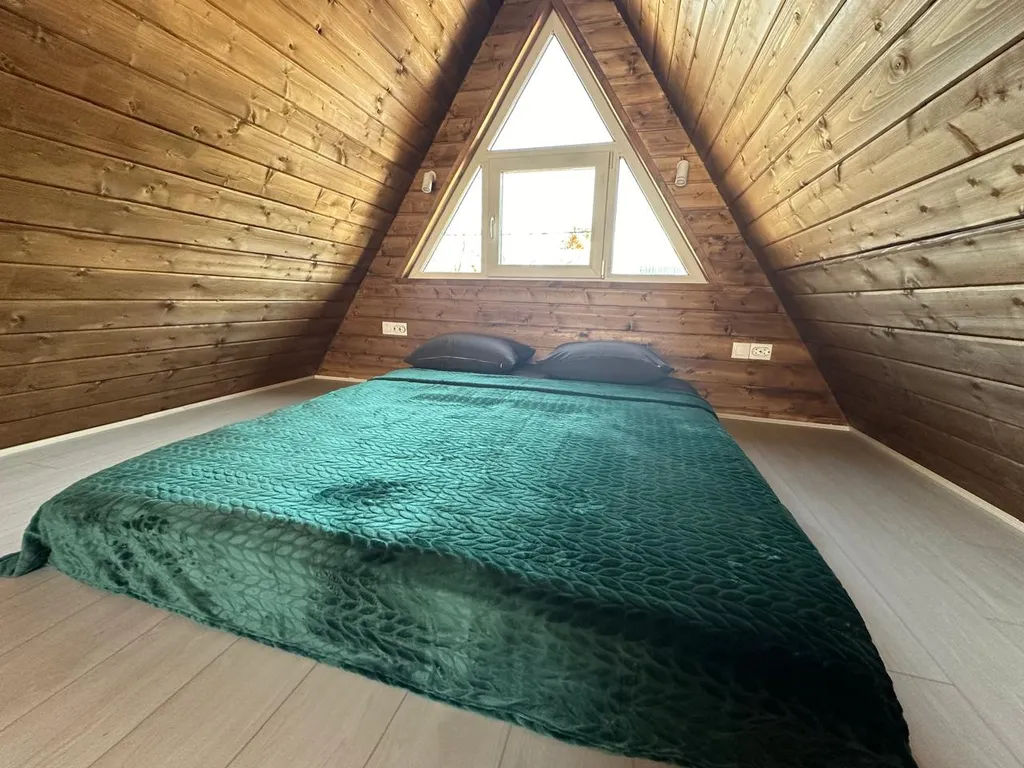 Коттедж Дом в лесу с баней на дровах и горячим фурако — Казань