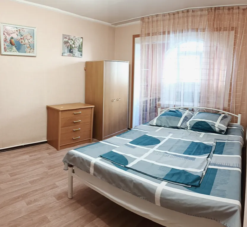 Квартира Уютная большая квартира возле парка победы — Севастополь