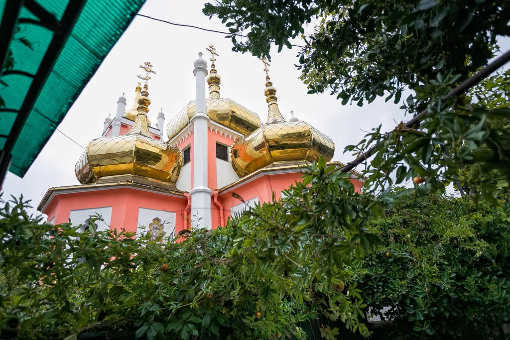 Апартаменты с видом на море и Храм