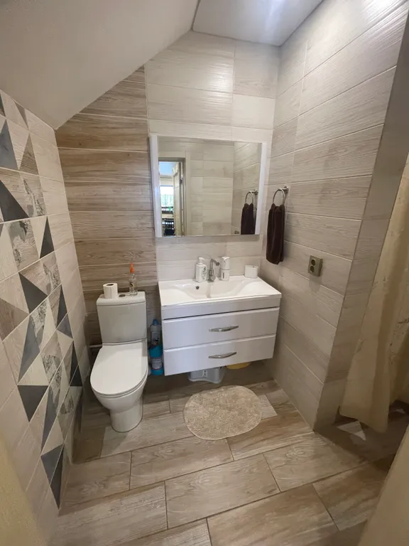 Целый этаж в таунхаусе на банном