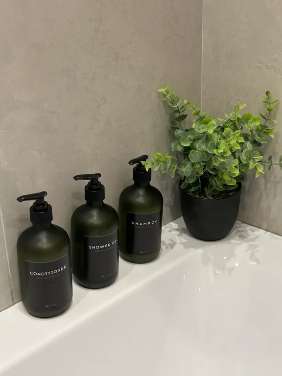 Уютная стильная студия в новом доме бизнес класса