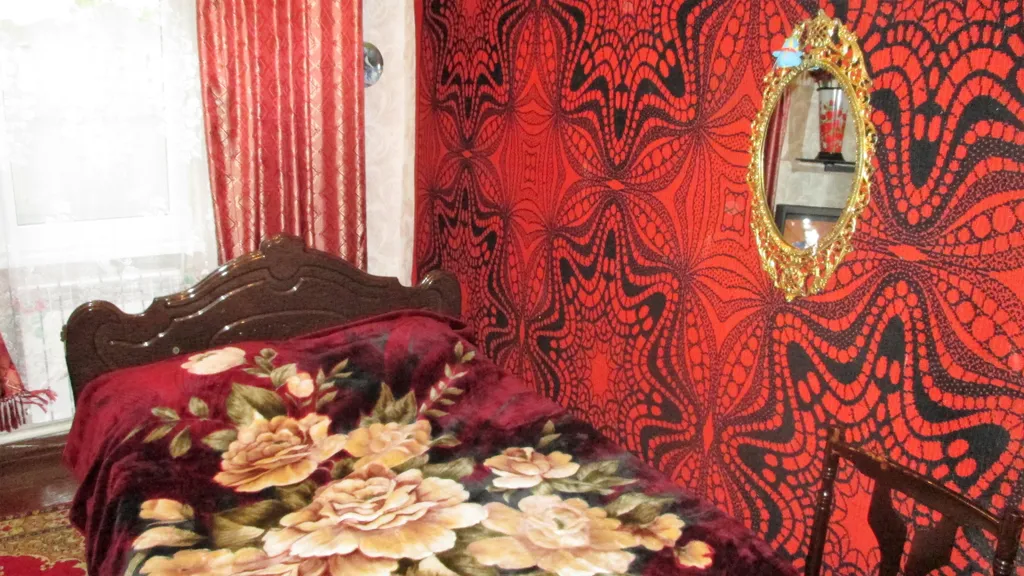 Квартира Уютная комната рядом с морем — Лоо