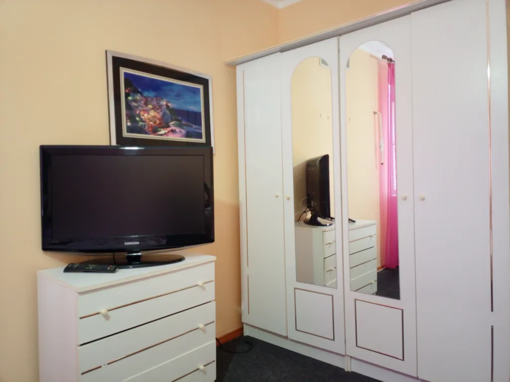 Трёхместный номер (номер 3) в доме 1