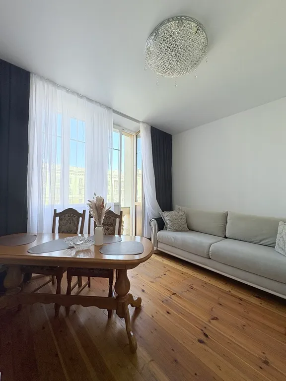 Квартира Двухкомнатный апартамент с видом на «Ворота Минска» — Минск