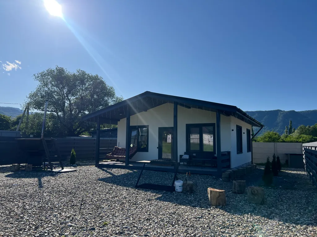 Уютный дом с банным чаном и видом на горы