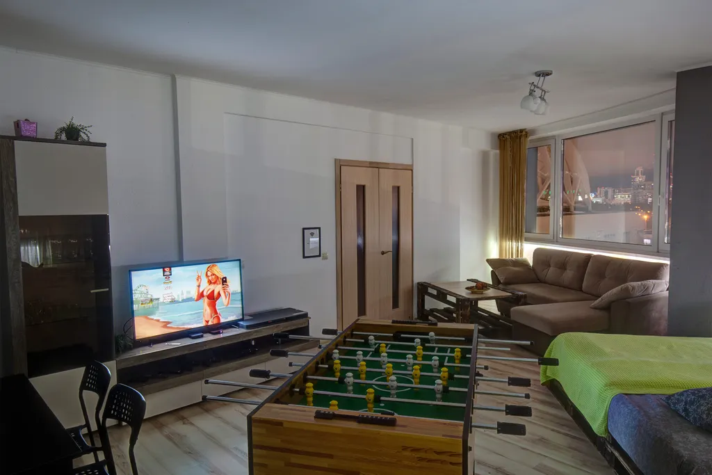 Квартира 2-е апартаменты для 9 гостей с парковкой и панорамным видом — аренда посуточно в Екатеринбург