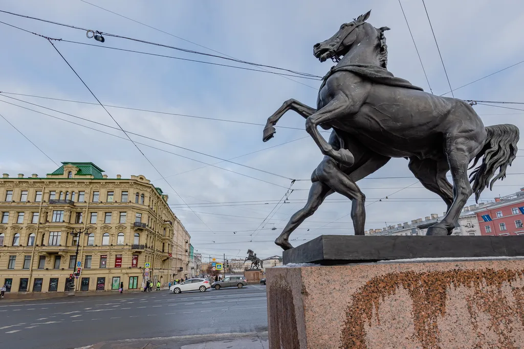 Квартира Апартаменты с 3 спальнями на Невском проспекте — Санкт-Петербург
