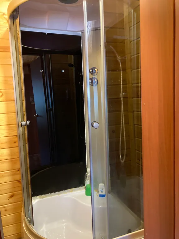 Дом на берегу Байкала