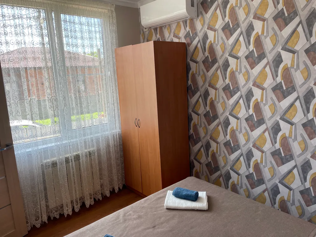 Коттедж 3-комнатный Дом — Сухум