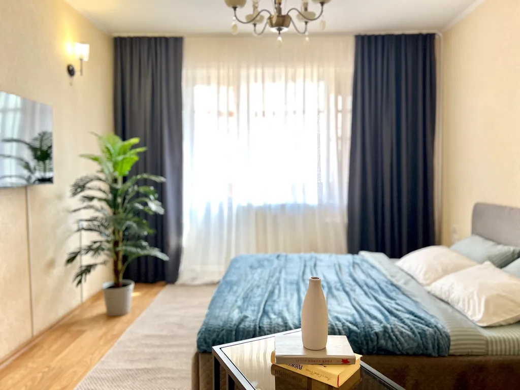 Двухкомнатная квартира в центре города — аренда посуточно в Волгодонск