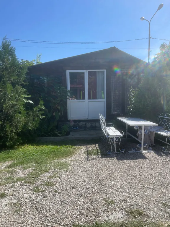 Коттедж двухкомнатный с кухней