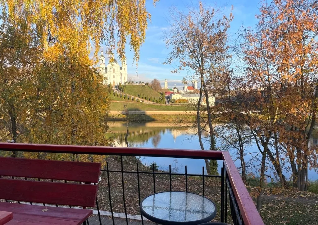 Коттедж в центре на берегу Двины