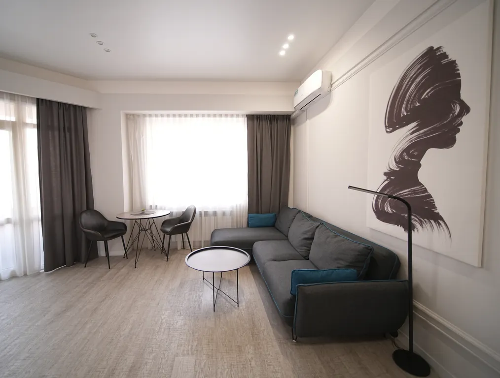 Улучшенные апартаменты с балконом и с видом на парк