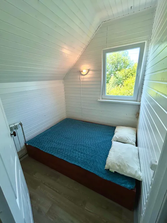 Бревенчатый дом в центре с баней и мангалом