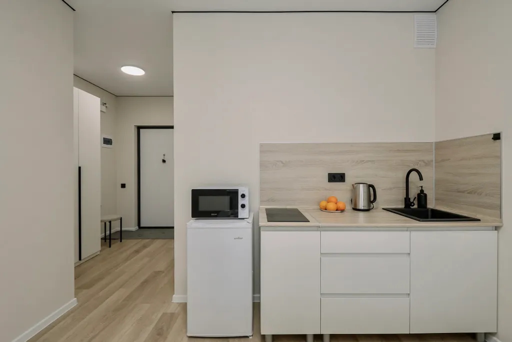 Великолепная студия, совмещенная с лоджией, для двоих гостей