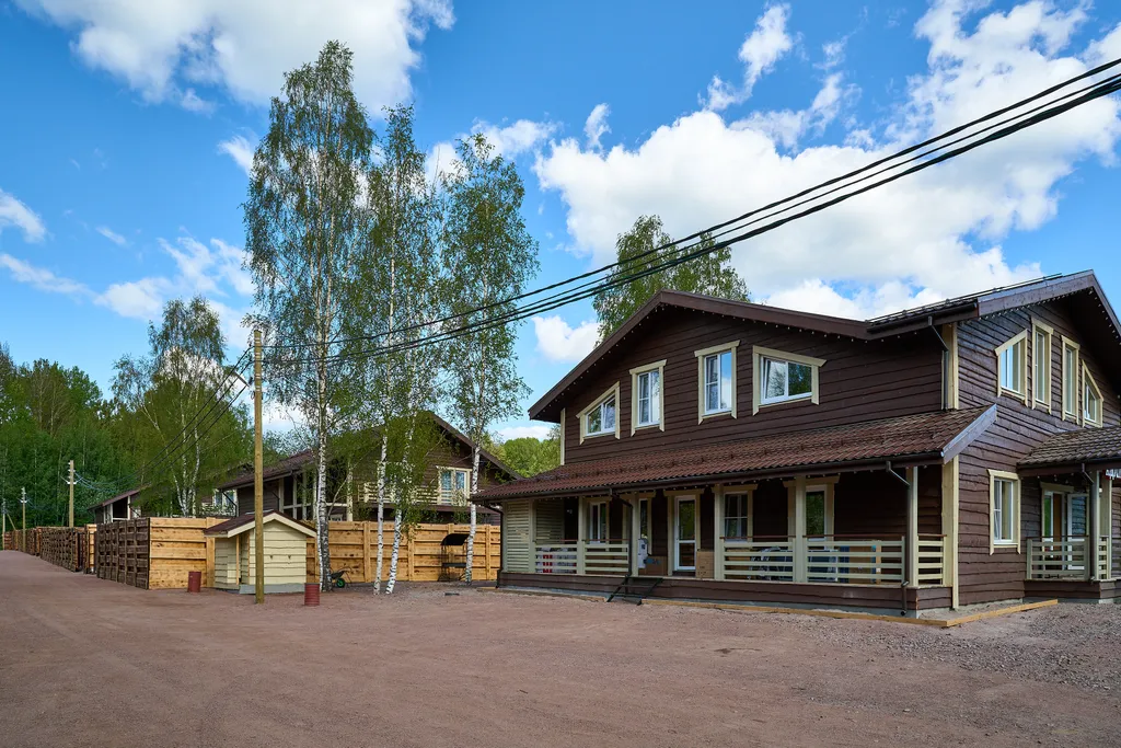 Коттедж Уютный коттедж рядом с озером — Светлое